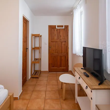 Summerhouse אורחן Bavory